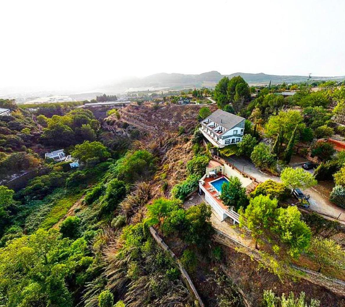 Villa Ignacia B&B - Naturaleza Entre Ronda Y Setenil Arriate Exterior photo